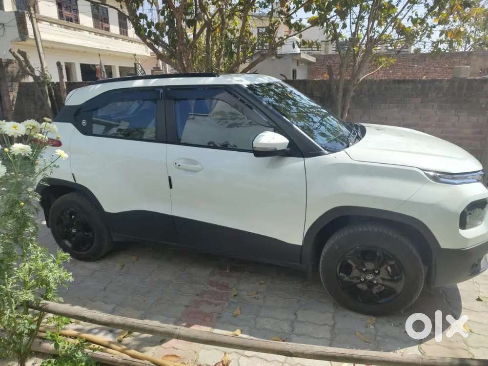 Tata Punch 1.2p  Mt Sunroof 2024