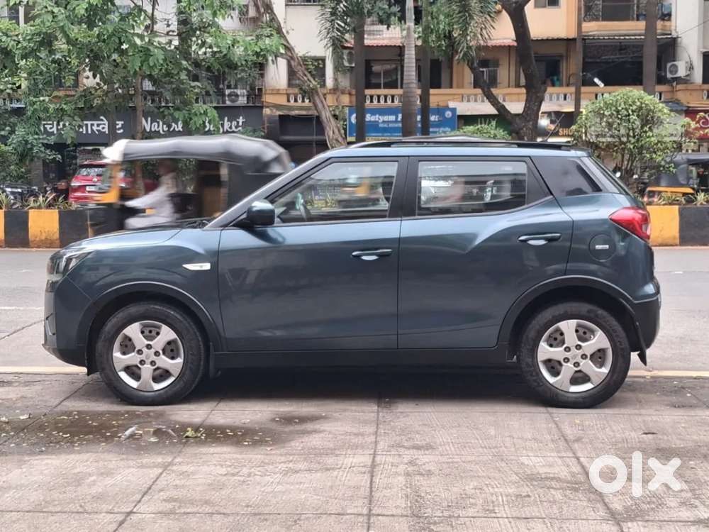 Mahindra Xuv300 1.2 W6 Amt Petrol, 2022, Petrol