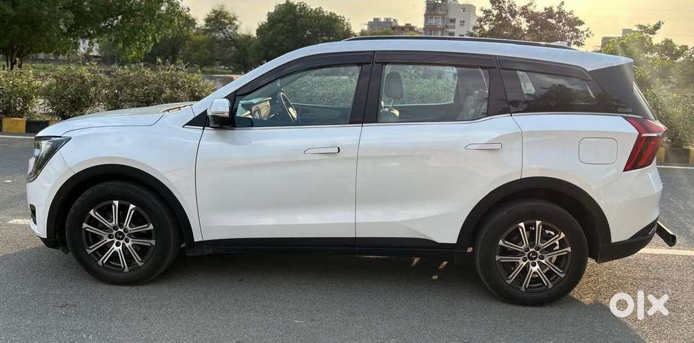 Mahindra Xuv700 2.2 Ax 7 Diesel At Luxury Pack Str, 2025, Diesel