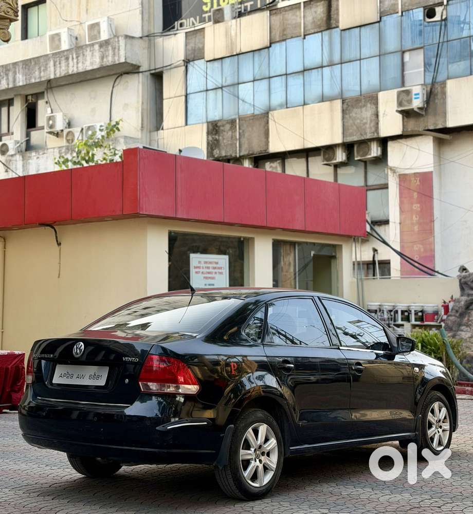 Volkswagen Vento Petrol Highline At, 2012, Petrol