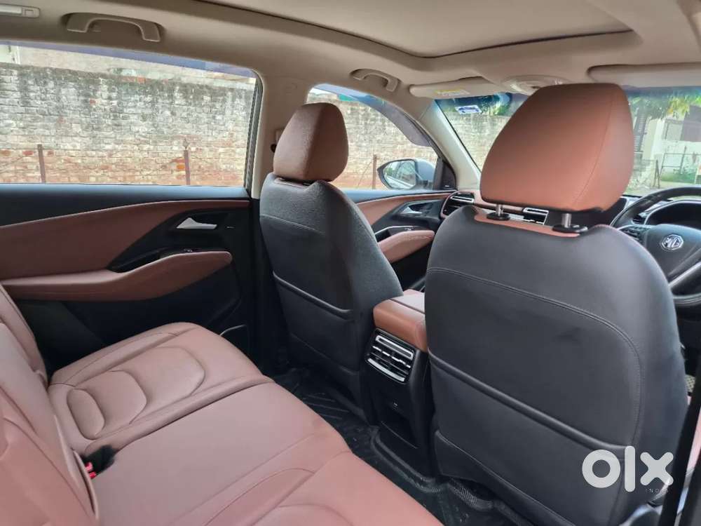 Mg Hector Plus Sharp Pro 1.5 Turbo Petrol Cvt 7 Str, 2023, Petrol