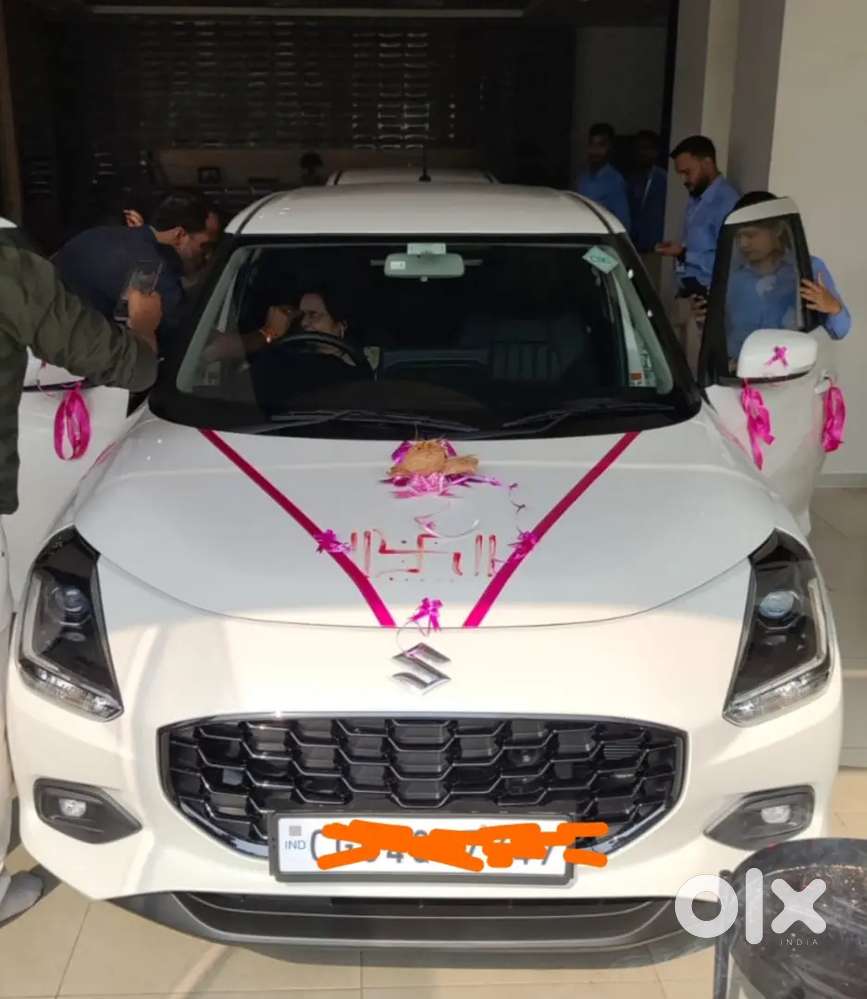 Maruti Suzuki Swift Vxi Optional 2025