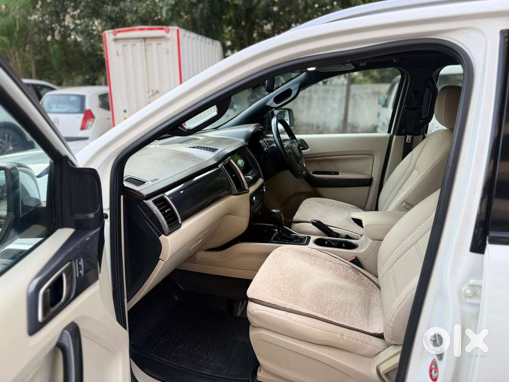Ford Endeavour 3.2 Titanium 4x4 At, 2017, Diesel