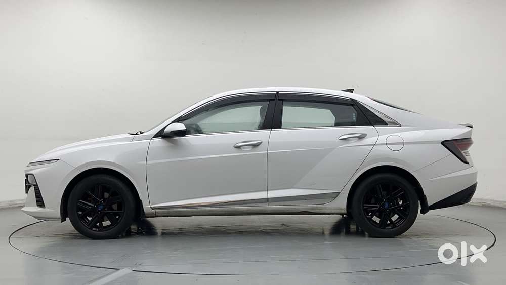 Hyundai Verna 1.5 Sx (o) Turbo Petrol Dct, 2023, Petrol