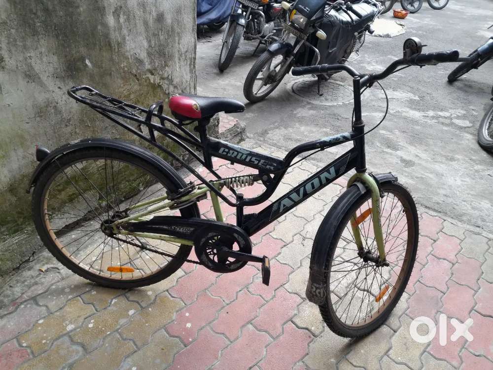 Avon Cruiser Cycle Avon Cruiser Bicycle (Good Condition) Bicycles