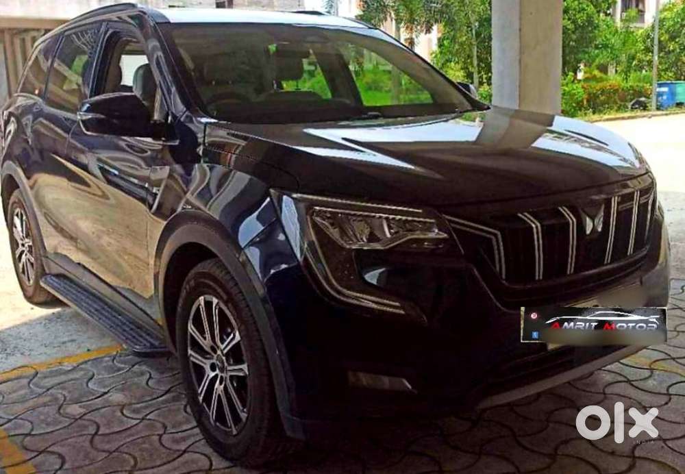 Mahindra Xuv700 2.0 Ax 7 Petrol At Str, 2022, Petrol