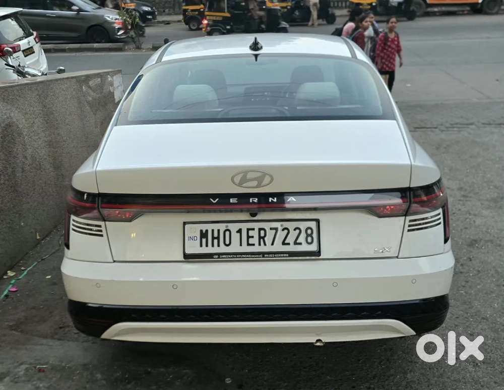 Hyundai Verna 1.5 Sx (o) Vtvt Ivt, 2024, Petrol