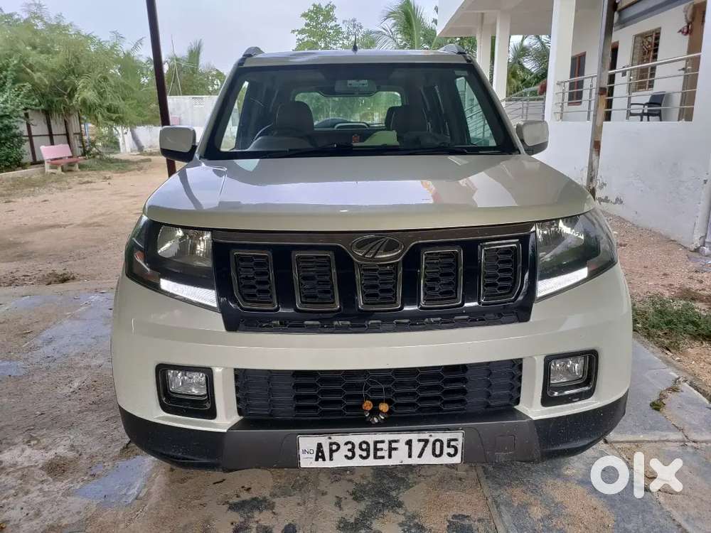Mahindra Tuv 300 2020