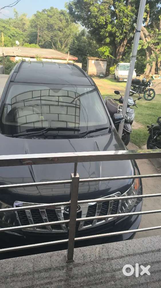 Mahindra Xuv500 2015 Diesel 85000 Km Driven