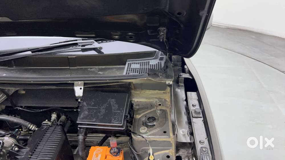 Renault Kwid 2019-ongoing 1.0 Rxt Amt (o), 2017, Petrol