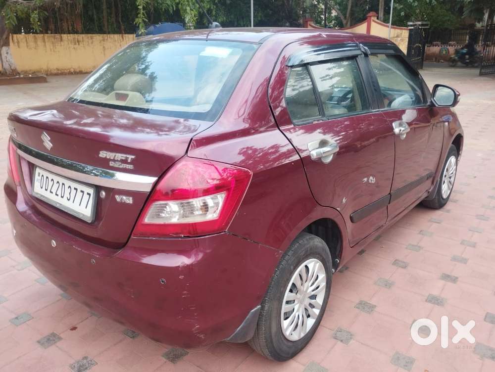 Maruti Suzuki Swift Dzire Vxi Optional, 2016, Petrol