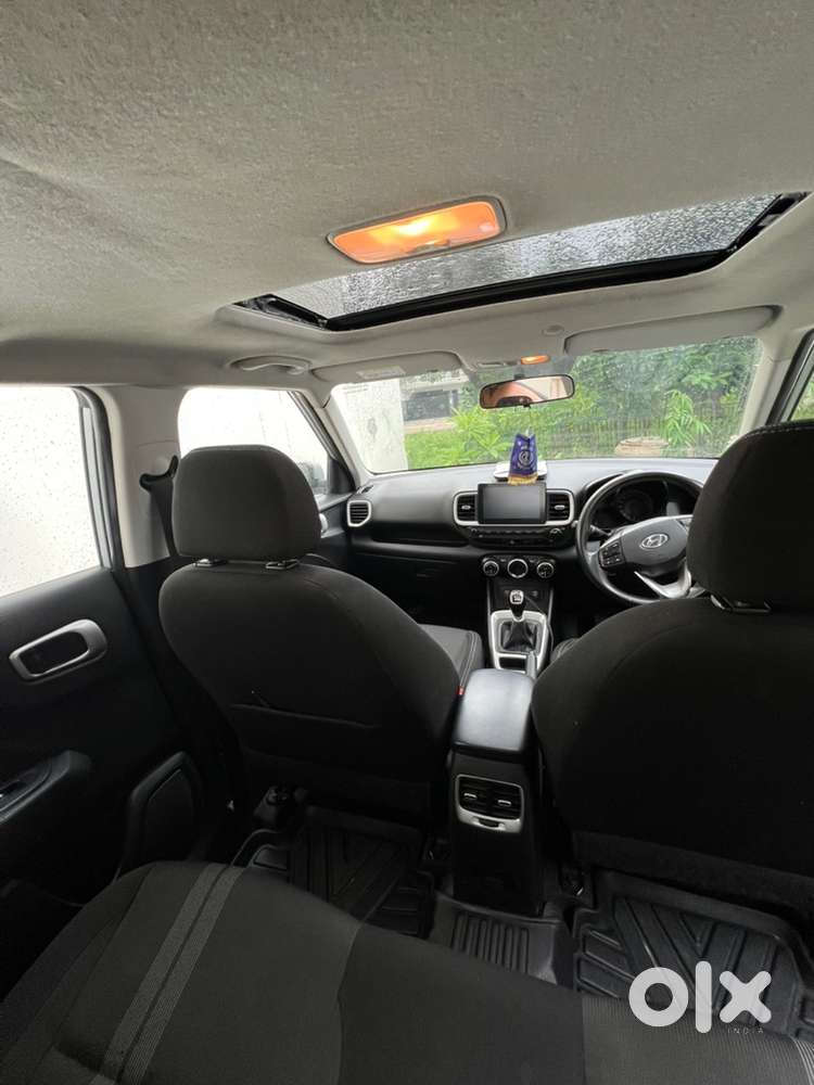 Hyundai Venue Petrol 2019