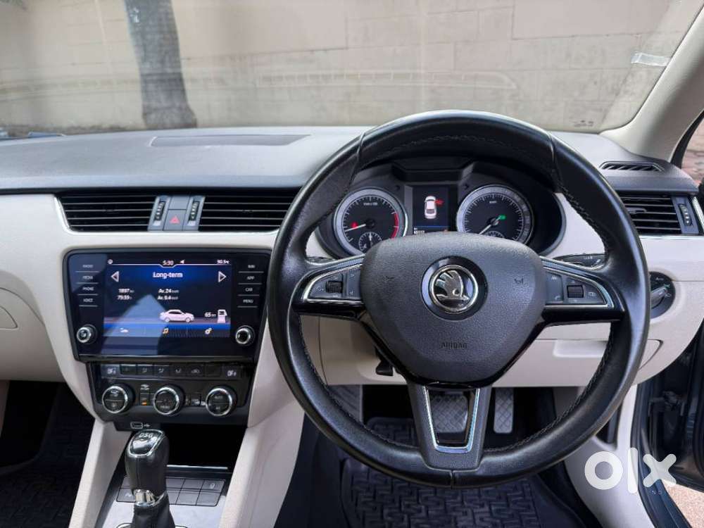 Skoda Octavia 1.8 Tsi At L K, 2018, Petrol