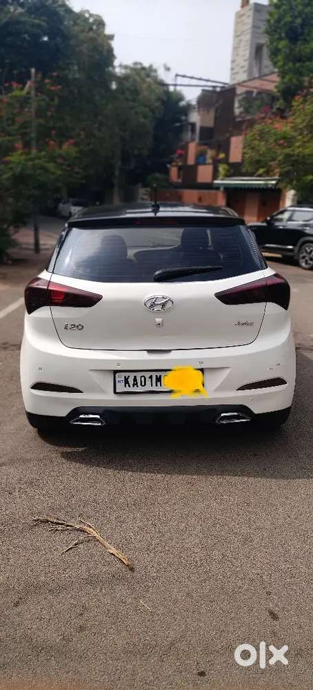 Hyundai I20 Asta (o) 2017 Petrol Vtvt Mt Top Model Dual Tone