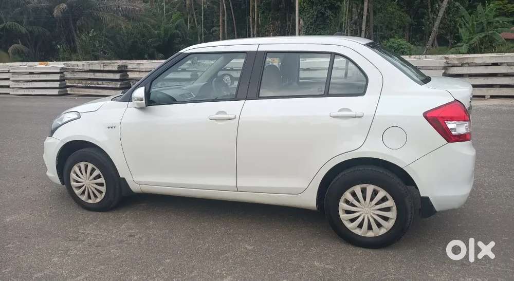 Maruti Suzuki Dzire 15 Petrol Well Maintained New Batt & Tyres, Camera