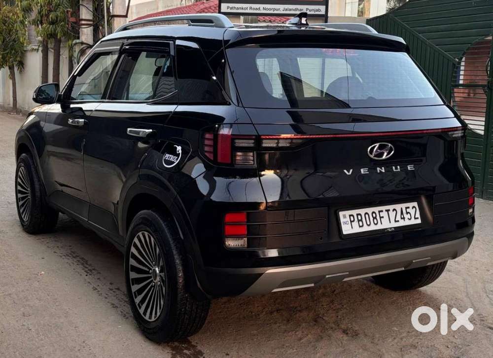 Hyundai Venue, 2025, Petrol