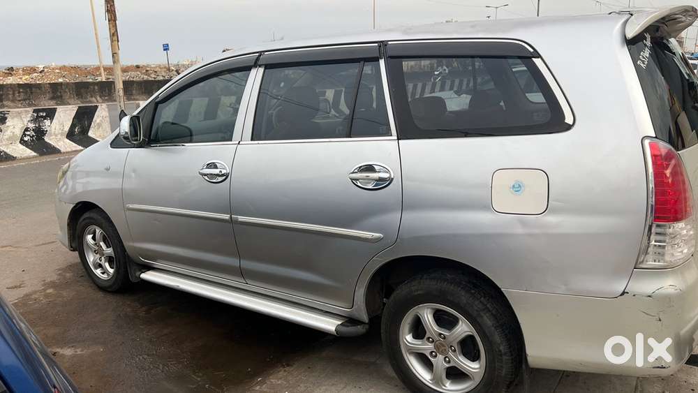 Toyota Innova Diesel 2005 /
