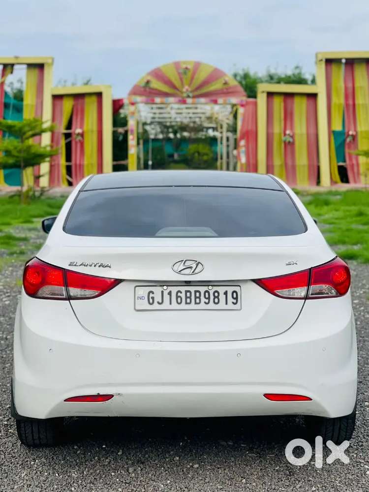 Hyundai Elantra 2013 Diesel 85000 Km Driven