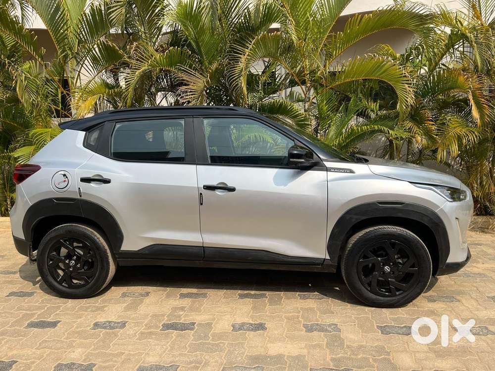 Nissan Magnite Kuro Edition 1.0 Petrol Mt, 2024, Petrol