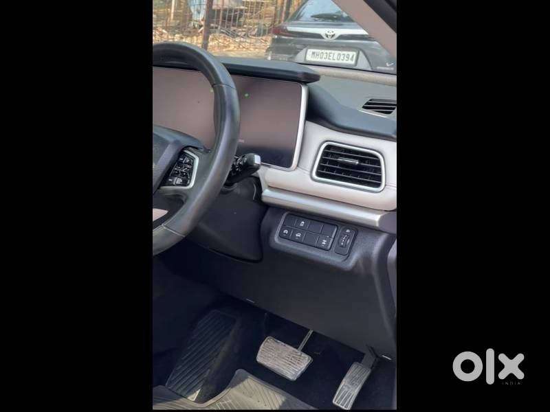 Mahindra Xuv700 2.2 Ax 7 Diesel At Luxury Pack Str, 2023, Diesel