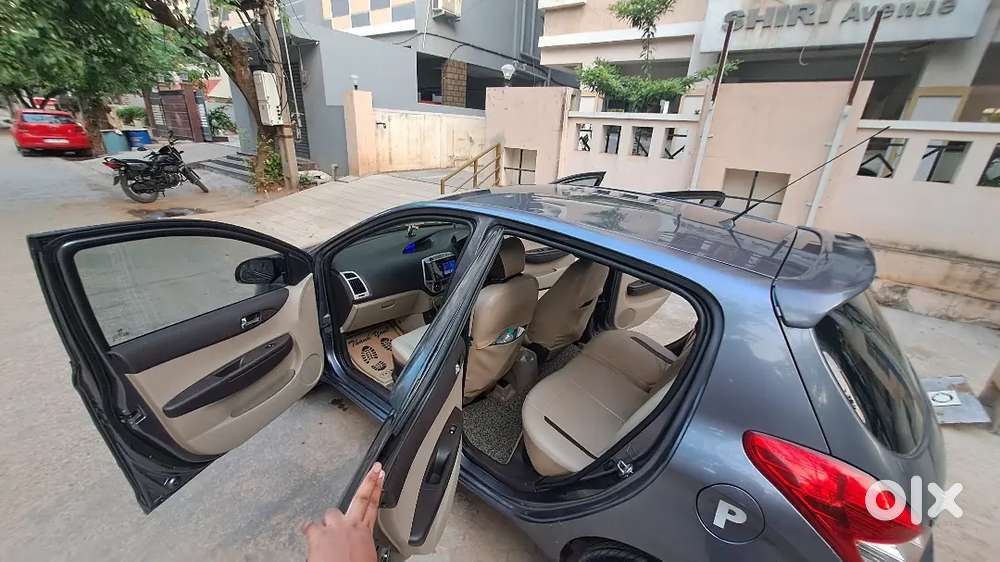 Hyundai I20 Sportz Petrol 2012 Model