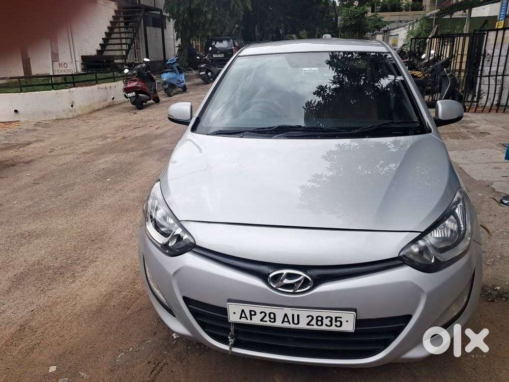 Hyundai I20 Sportz 1.2 Bs-iv, 2013, Petrol