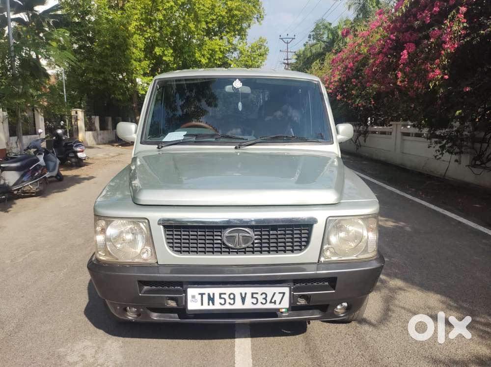 Tata Sumo Victa Gx 7 Str Bsii, 2004, Cng & Hybrids