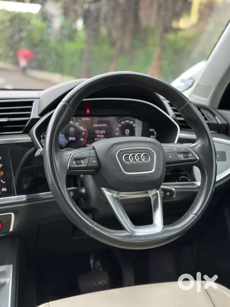 Audi Q3 40 Tfsi Premium Plus, 2023, Petrol