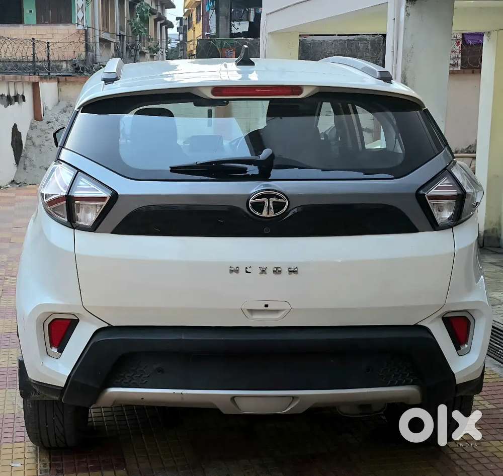 2022 Tata Nexon Xza+(o) Amt Petrol Single Owner