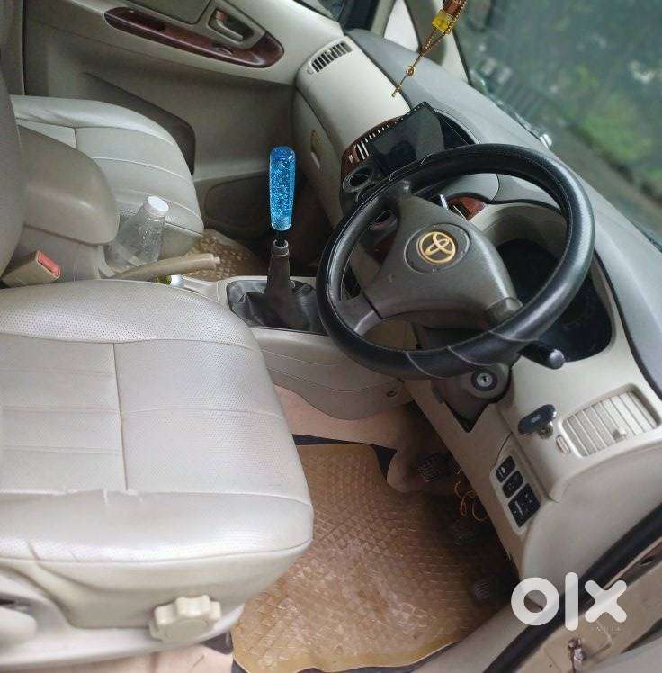 Toyota Innova 2.5 G (diesel) 7 Seater, 2010, Diesel