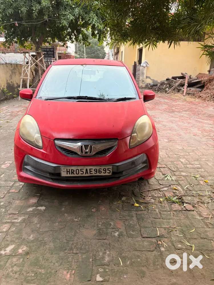 Honda Brio Petrol 2012