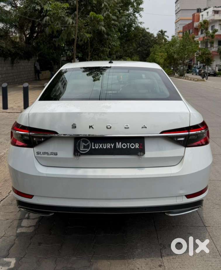 Skoda Superb 2.0 L&k Tsi At, 2021, Petrol