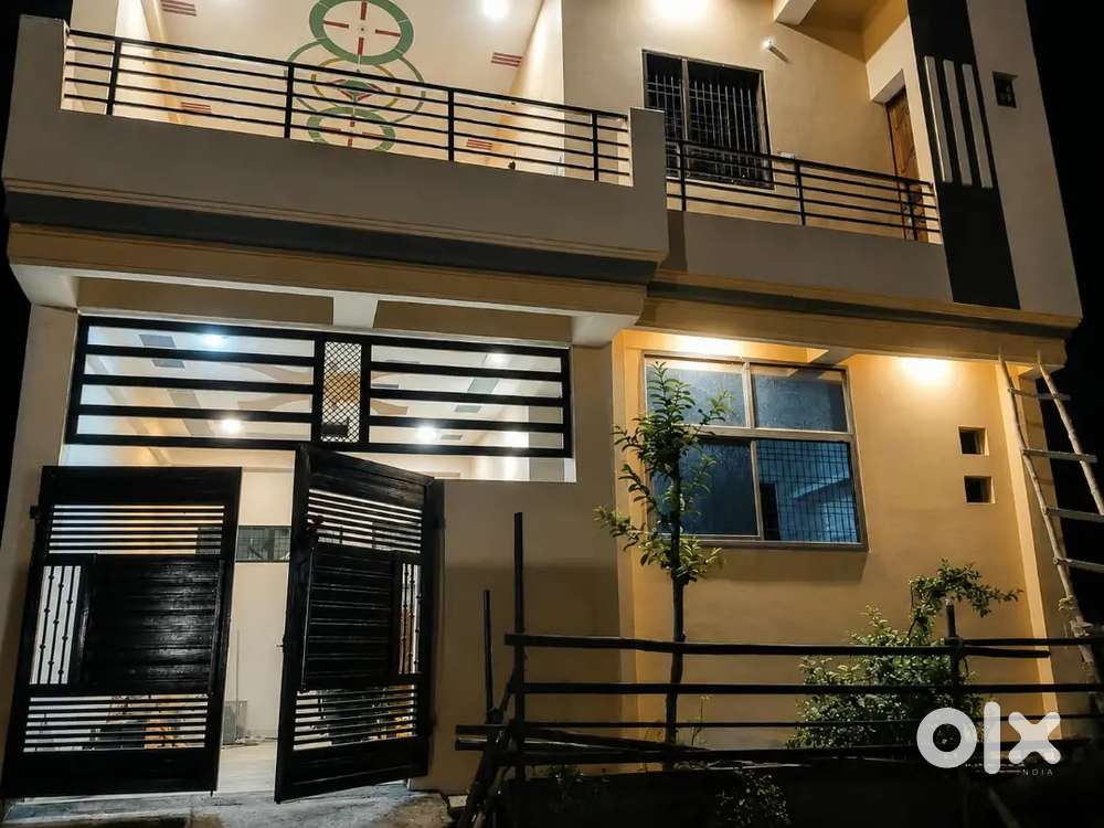 Spacious room for rent , for ph no. pls chat