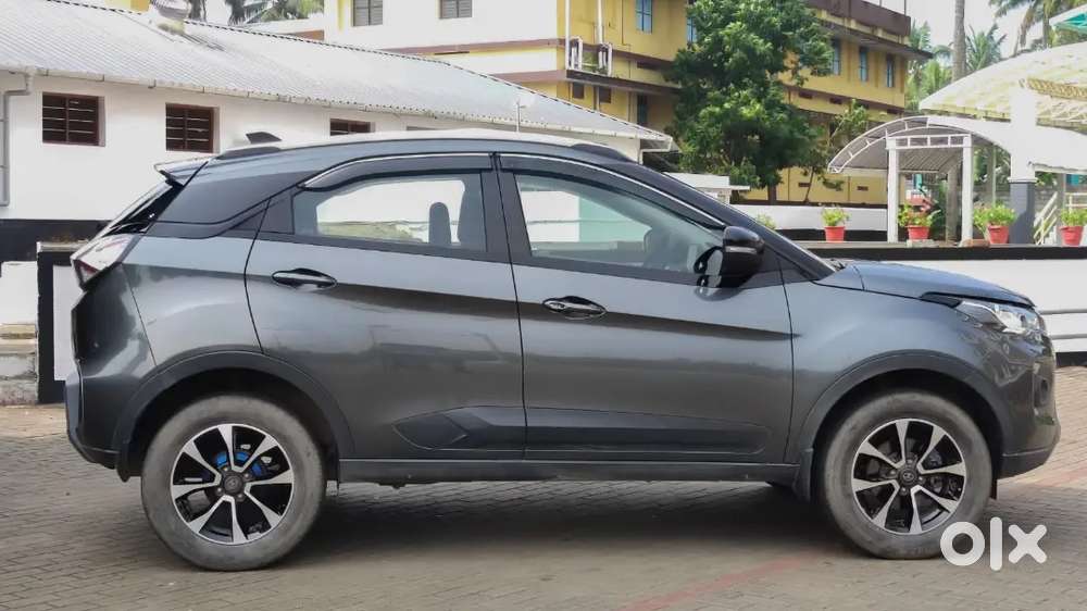 Tata Nexon Automatic 2020 Model Petrol 42000 Km Driven