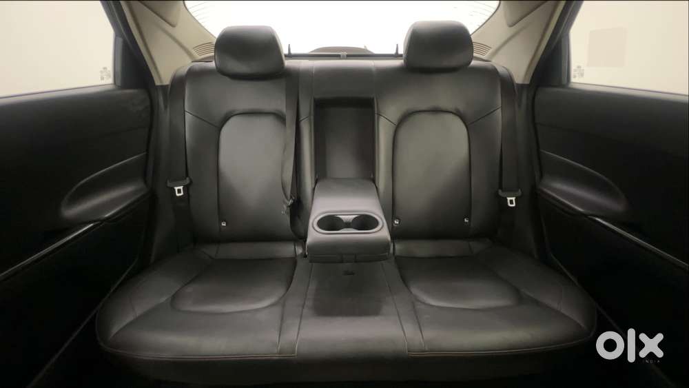 Hyundai Verna 1.5 Sx (o) Turbo Petrol Dct, 2023, Petrol