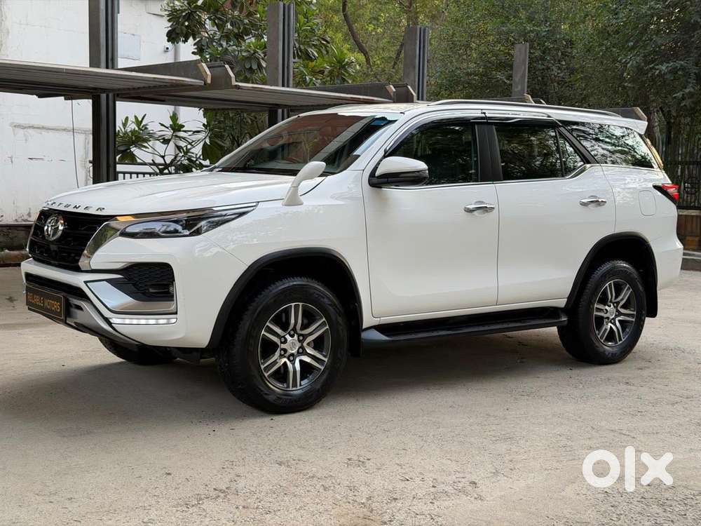 Toyota Fortuner 4x2 At 2.7 Petrol, 2022, Petrol