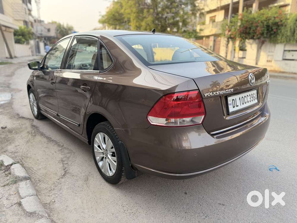Volkswagen Vento 1.2 Tsi Highline Plus At, 2014, Petrol