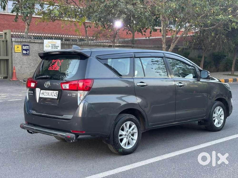 Toyota Innova Crysta 2.4 G Mt 7 Str, 2019, Diesel