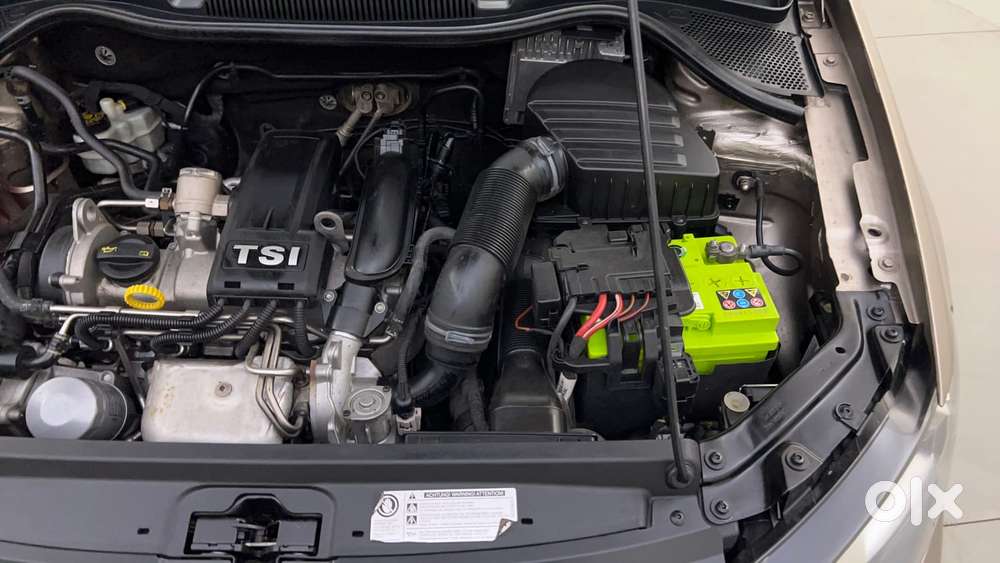 Volkswagen Vento 1.2 Tsi Highline At, 2017, Petrol