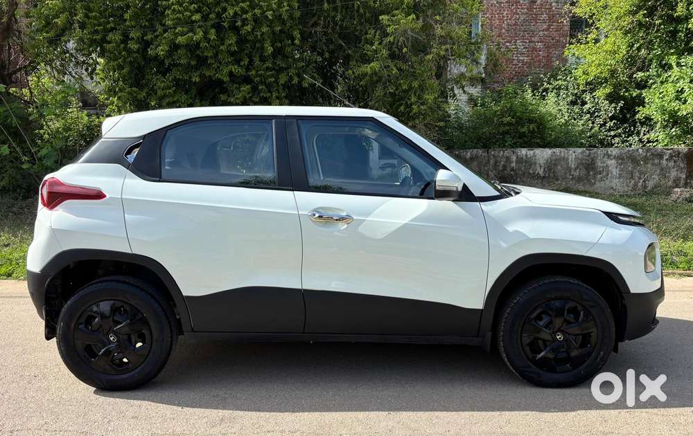 Tata Punch Adventure Amt, 2023, Petrol