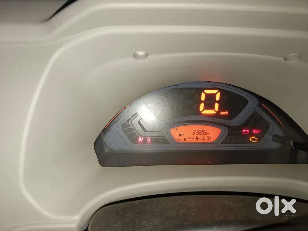 Maruti Suzuki Eeco 2025 Smiles 7 Seater
