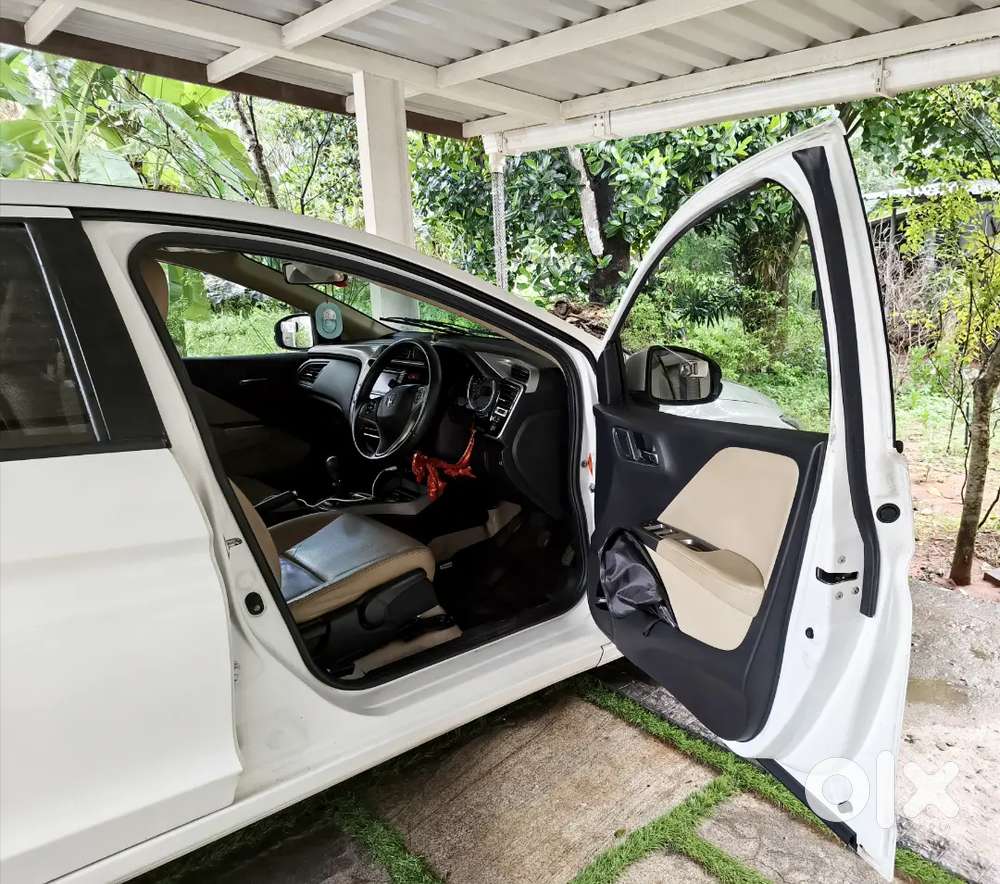 Honda City Vx Mt Sunroof | Single-owner Doctor Car | Under 45k Km, E20