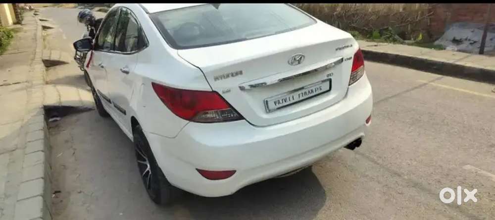 Hyundai Verna Diesel 2012 Variant