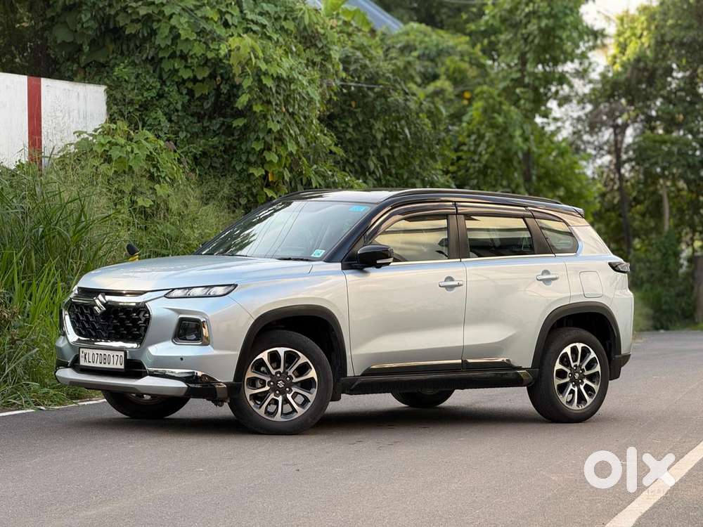 Maruti Suzuki Grand Vitara 1.5 Alpha Smart Hybrid Dual Tone, 2024, P..