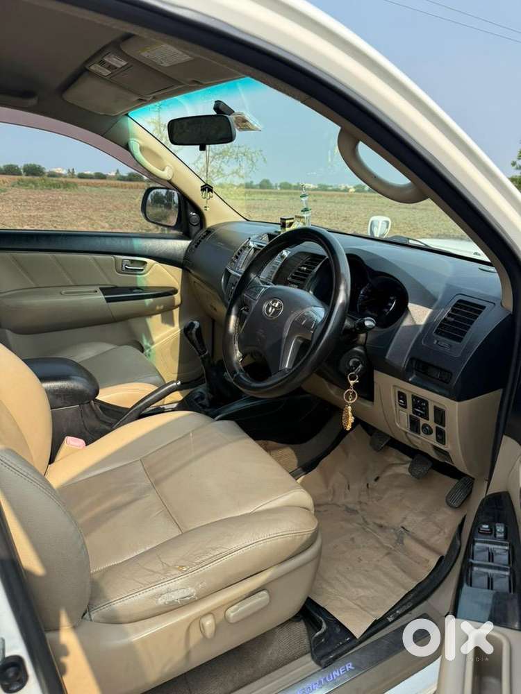 Toyota Fortuner 2015 Diesel Well Maintained