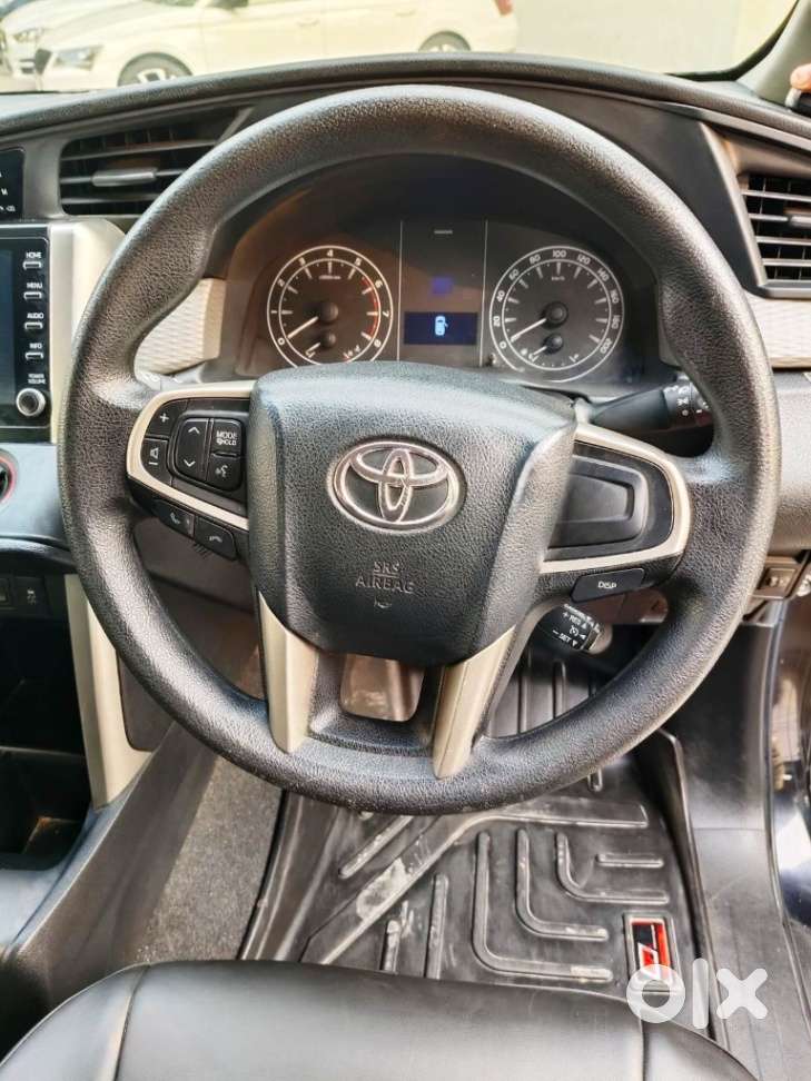 Toyota Innova Crysta 2.7 Gx Limited Edition At 7 Str, 2022, Petrol