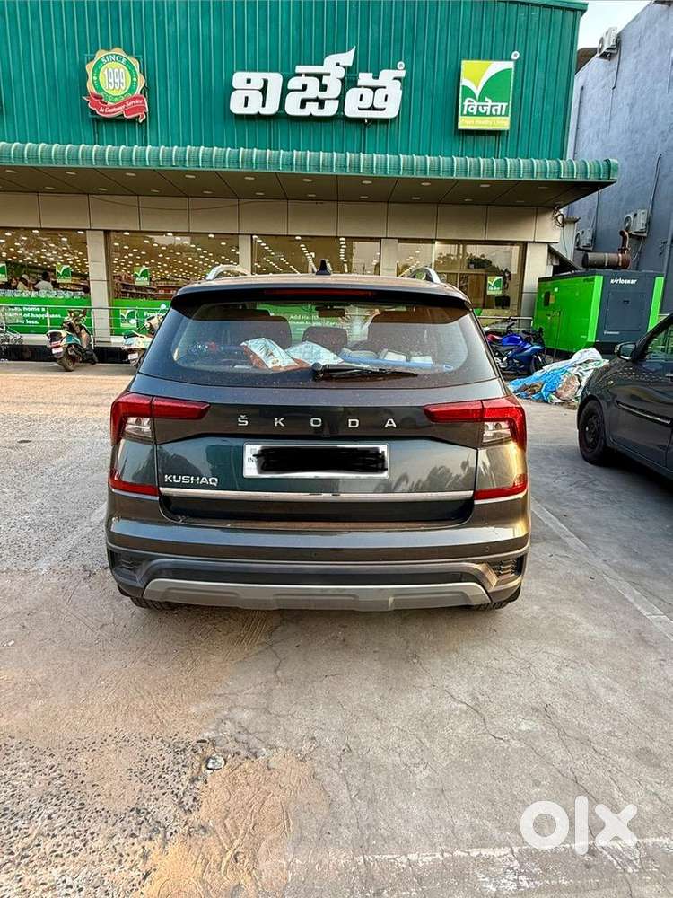 Skoda Petrol Manual 2023
