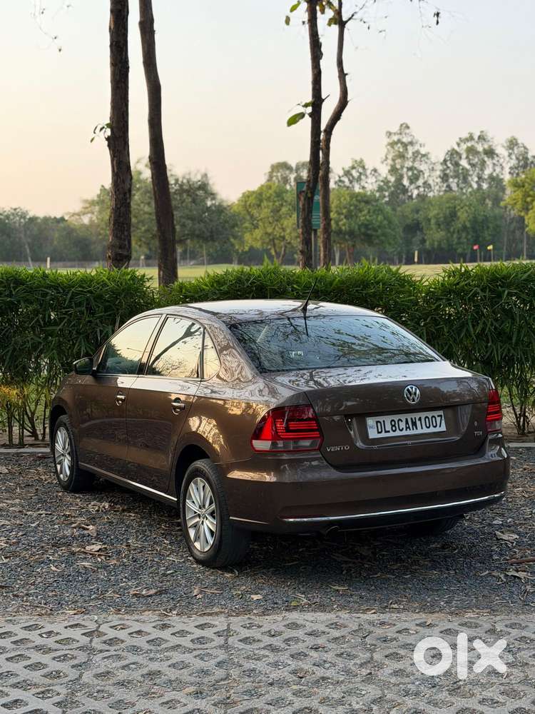 Volkswagen Vento 1.2 Tsi Highline Plus At, 2016, Petrol