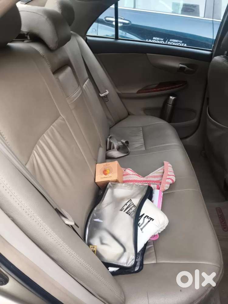 Toyota Corolla Altis 1.8 G, 2011, Petrol