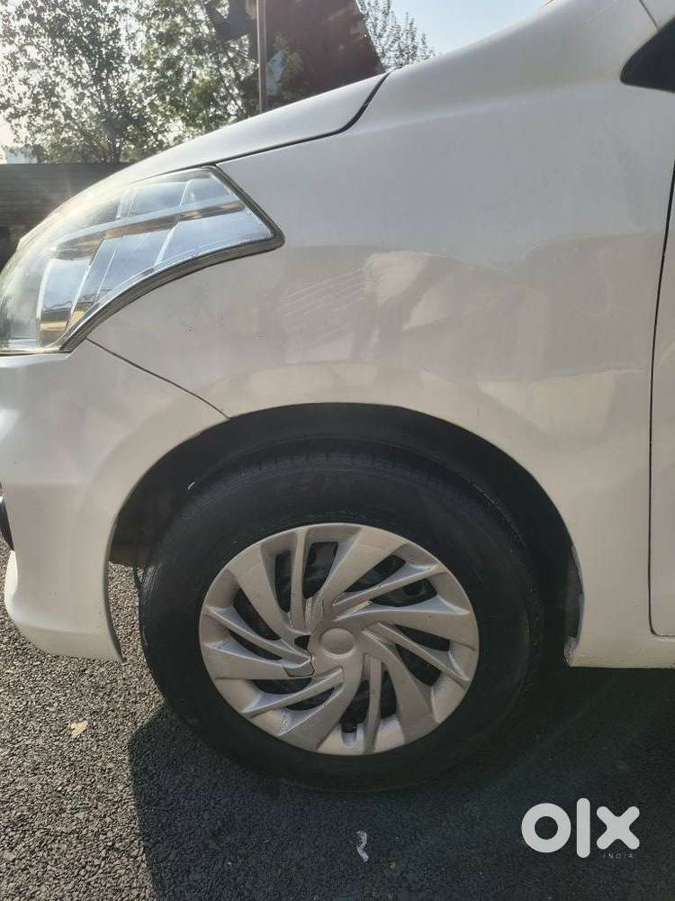 Maruti Suzuki Ertiga 1.5 Vxi, 2016, Cng & Hybrids